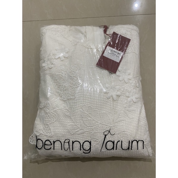 Salima Tunic Tunik Benang Jarum Buttonscarves