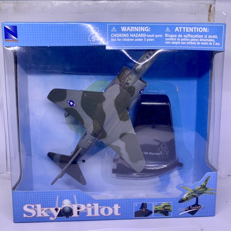 Diecast Miniatur Pesawat Tempur Jet AV-8B Harrier Skypilot Newray