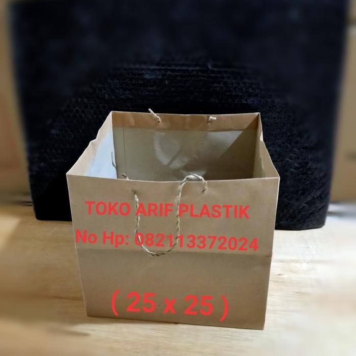 

Setsuko53.Jaya Paper Bag Buat Dus ( 25 X 25 Cm ) @ 12 Pcs