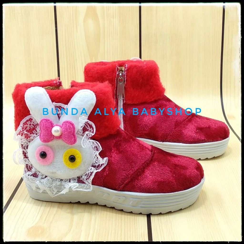 Sepatu Anak Perempuan Umur 1 - 4 Tahun MERAH Alas Karet  - Sepatu Anak Cewek Boots 1 - 4 Tahun Bulu Size 22 - 30 Alas Karet Anti Licin