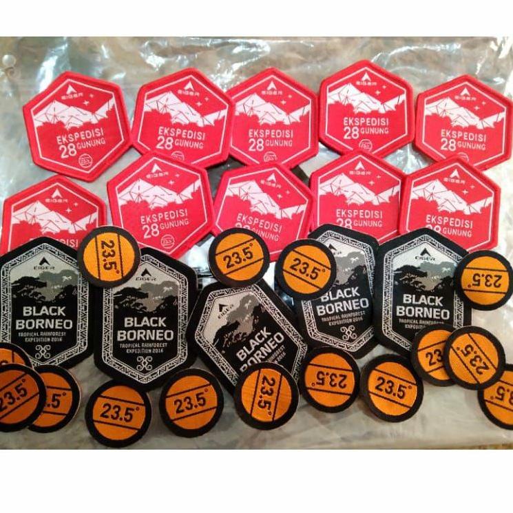 Jual Harga Bersahabat Patch Emblem Expedisi 28 Gunung Dan Black Borneo