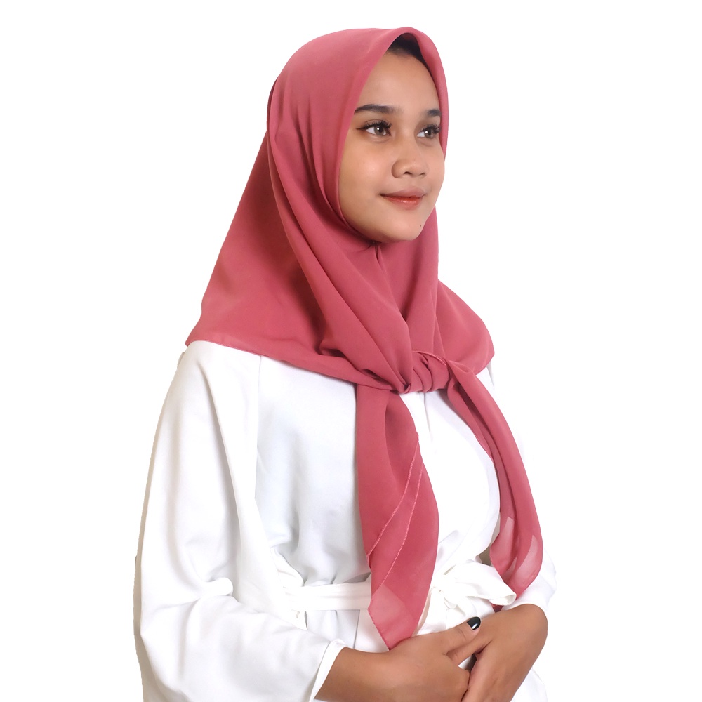Fashion Official - Kerudung Segi Empat Bella Square Jilbab Segiempat Paris Polos Premium Pink Nude P