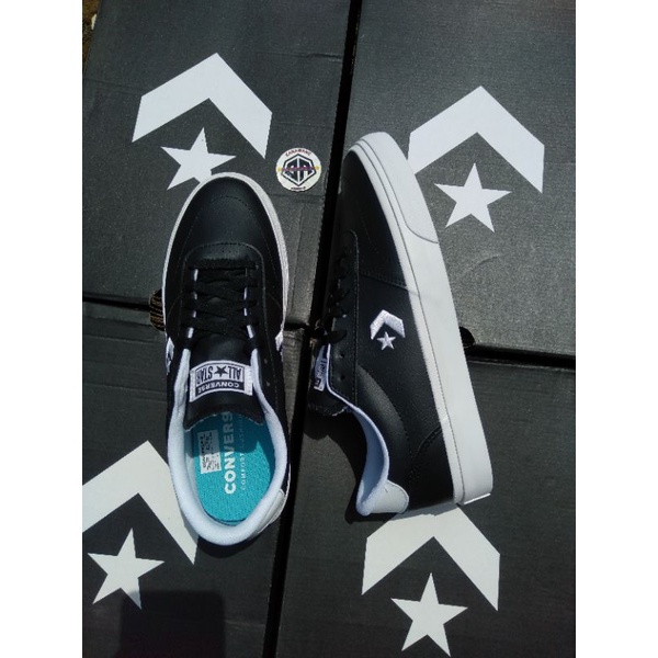 CONVERSE BOULEVARD SUEDE BLACK/WHITE