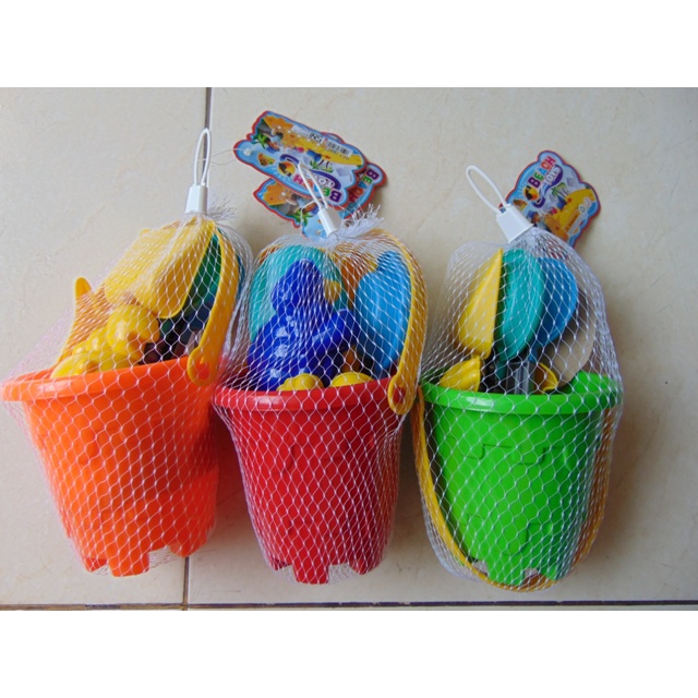 Mainan Cetakan Ember Pasir Pantai OCT-760