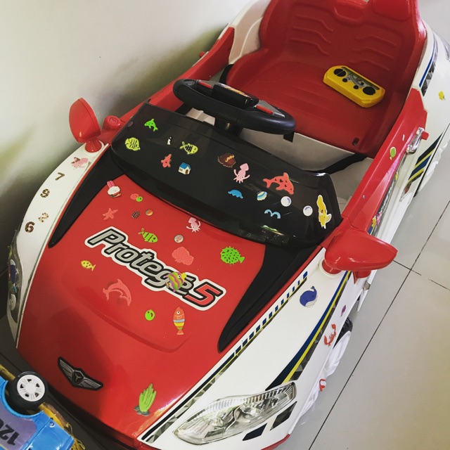 Mobil mainan aki preloved