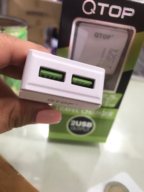 Batok charger Qtop 2Output 3.5A quick Fast charging