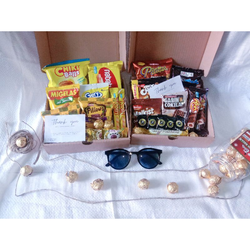 

Gift box|Snack box|Box snack|Hampers (wisuda/ ulang tahun/ anniversary/ lebaran)