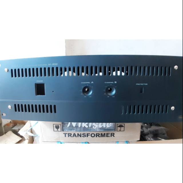 Box power amplifier M900 Bell