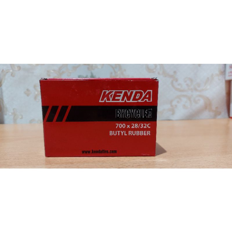 ban dalam kenda 700x28/32 AV