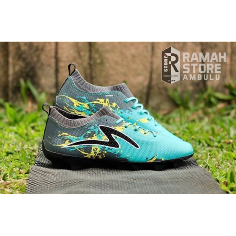 Specs Cyanide TNT 19 FG