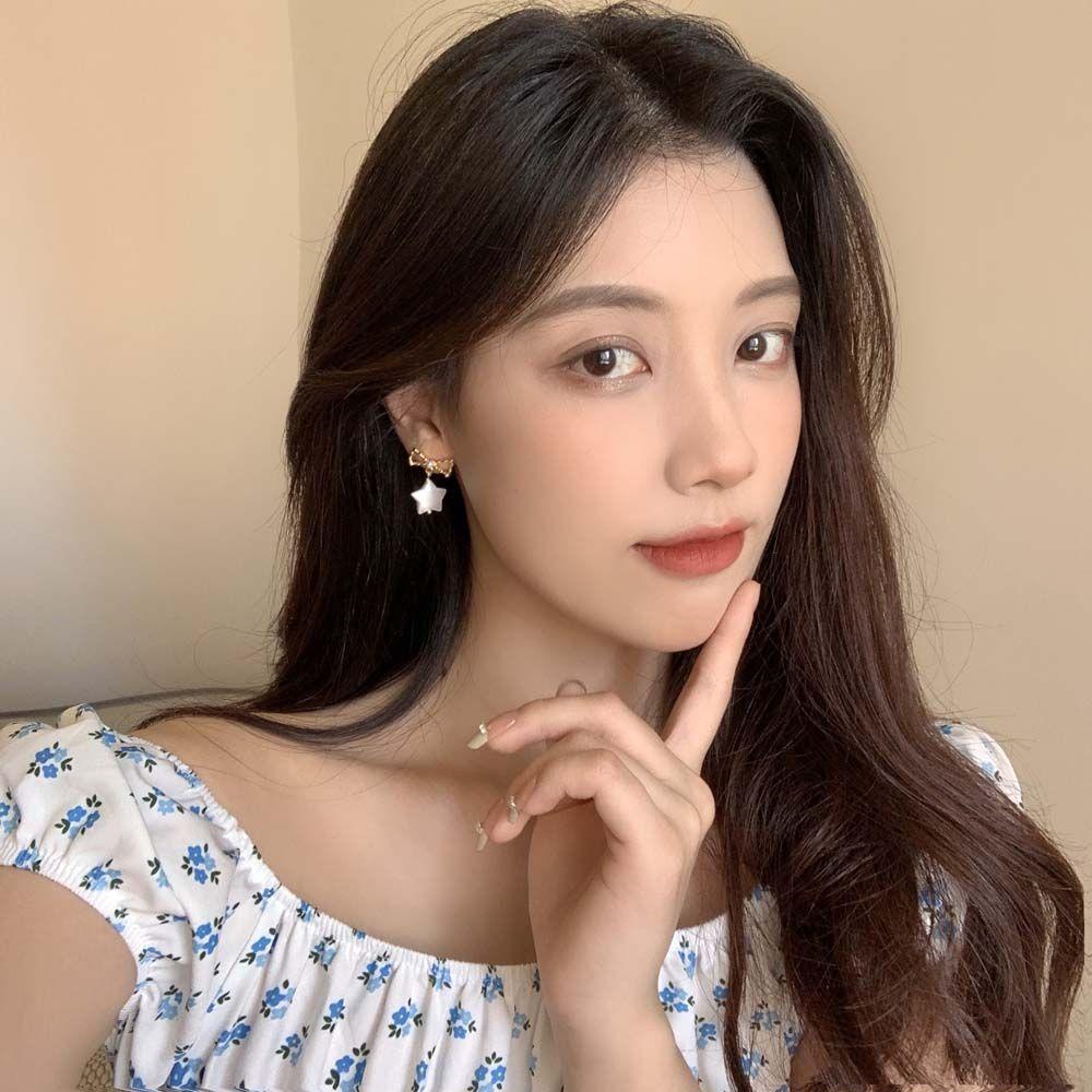 NEEDWAY Anting Tusuk Mutiara Minimalis Geometris Kartun Busur Paduan Anting Gaya Korea Pentagram