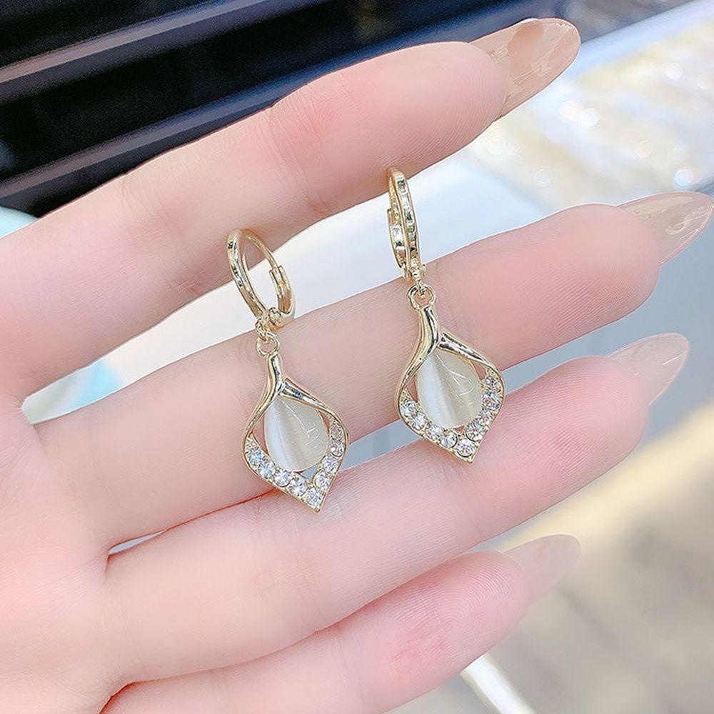 Lily Drop Anting Wanita Hadiah Mewah Berkilau Vintage Menjuntai