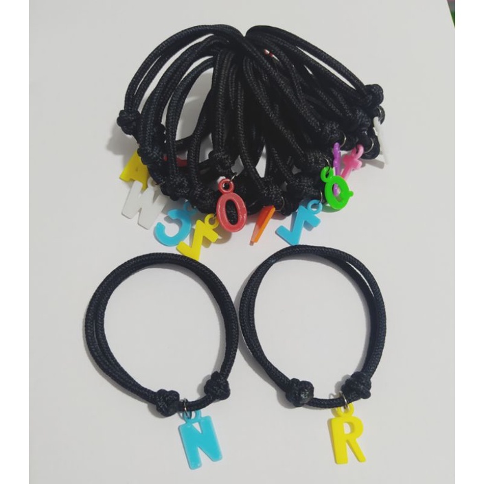 Gelang Inisial Simple Bandul Huruf Isi 12pcs Random