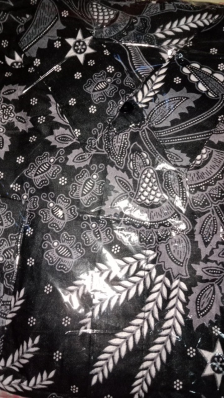 Kemeja Batik Lengan Pendek