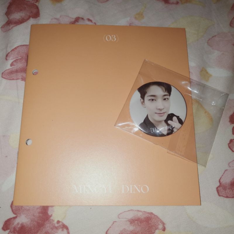 Photobook Henggarae Mingyu Dino dan Official Badge Wonwoo Henggarae