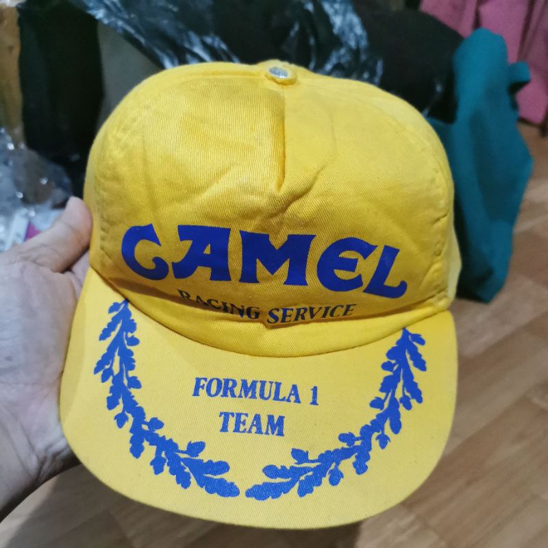 topi camel vintage bekas