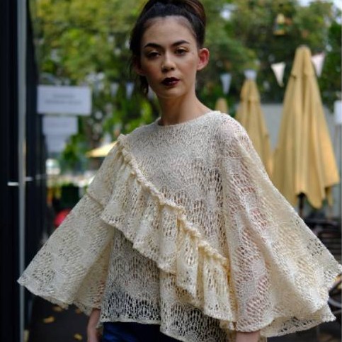 

NONA Freya Lace Top