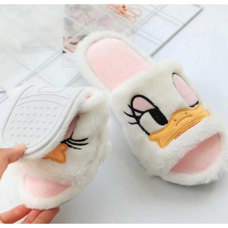 SANDAL TSUM MICKEY MINNIE MOUSE DAISY DONALD DUCK KAMAR BONEKA