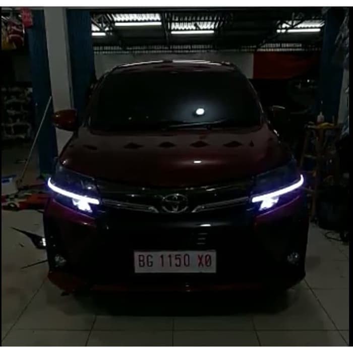 DRL Headlamp Avanza 2019 with running sein