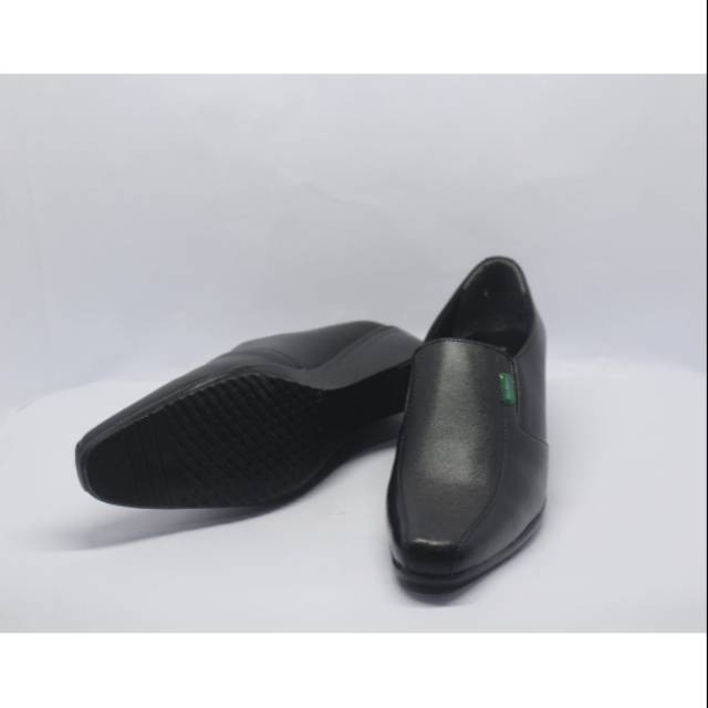 Sepatu kickers - pantofel wanita bahan KULIT ASLI