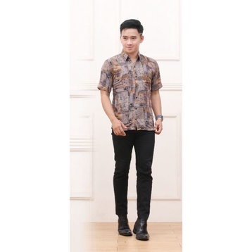 Kemeja Pria Lengan Pendek  Kerja Kasual Kantor Formal Slimfit Katun Premium Batik Modis Hem