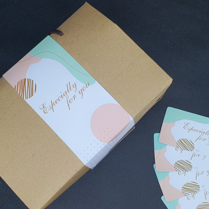 

NEW Goodie Bag Dus Jinjing Kotak Kemasan Natal Kardus Hampers Hang Tag - GOLD