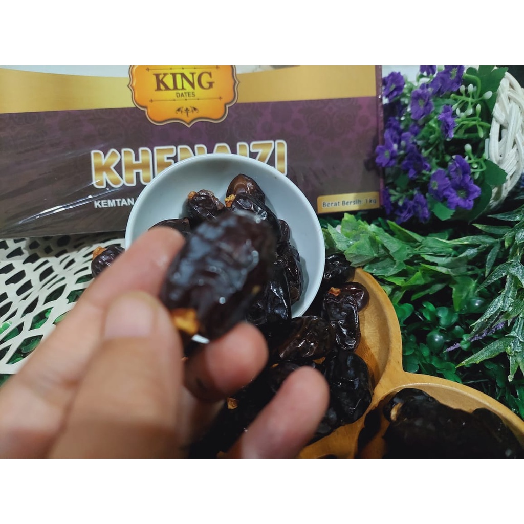 Kurma Khenaizi 1Kg King Dates Crown Vacuum/King Dates Khenaizi Nawidashopjkt Distributor Jakarta