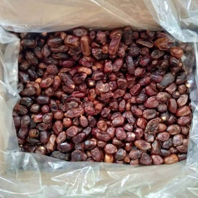 Kurma khalas 1kg/oleh oleh haji dan umroh