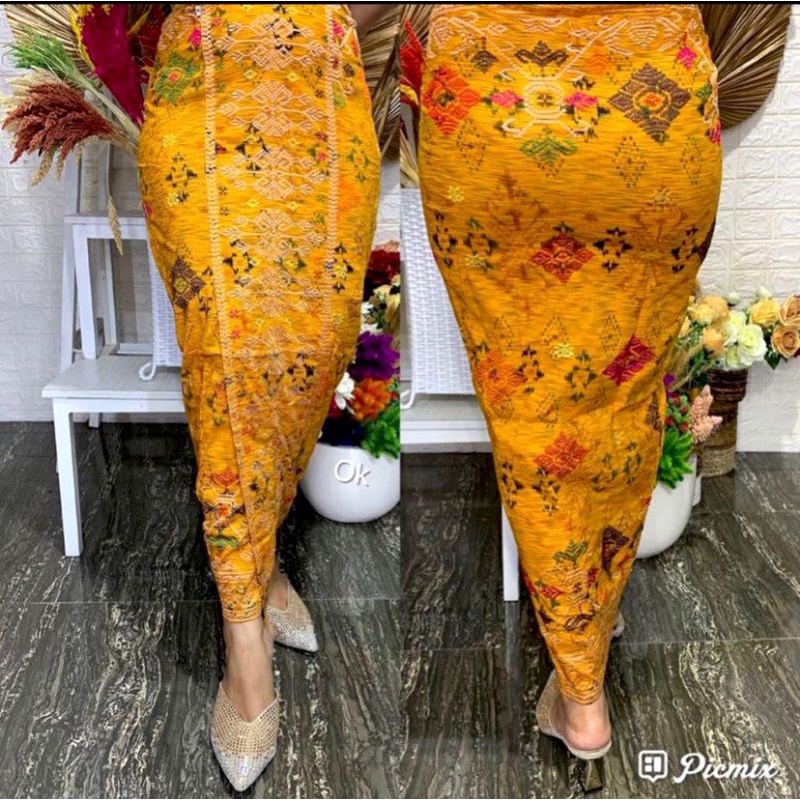 Kamen Jadi  Bordir Endek Bagus murah / Kamen Bali