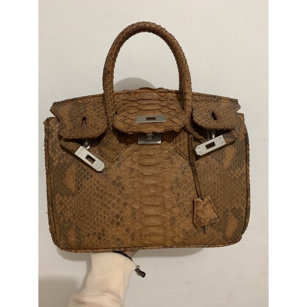 Preloved Leather Bag