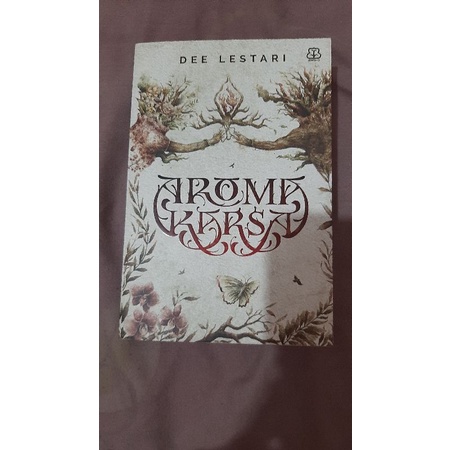 PRELOVED novel Aroma Karsa