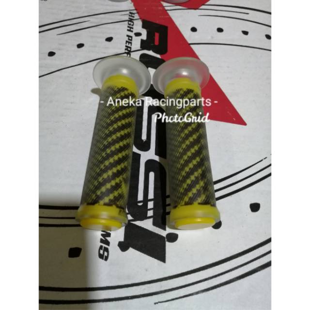 Handgrip kitaco karbon ulir bulu / busa stang kitaco bulu karbon / karet gas kicato karbon bulu