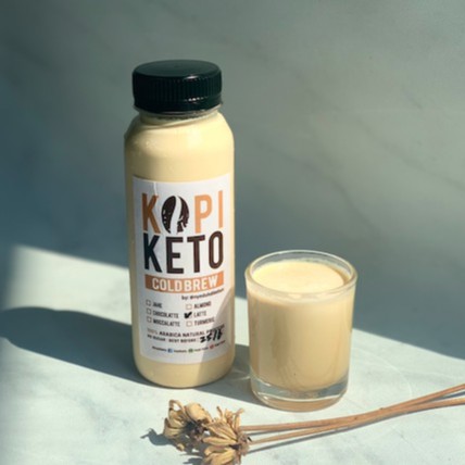 

Kopi Latte by Kopi Keto 250ml / 500ml / 1 liter (sebelumnya Kopi Whipped Cream)