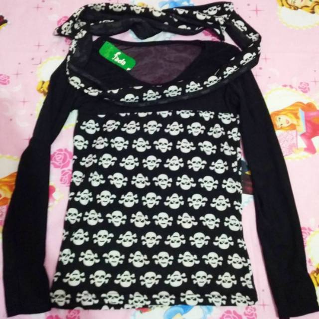 Blouse Lengan Panjang Motif Skull Hitam Unik