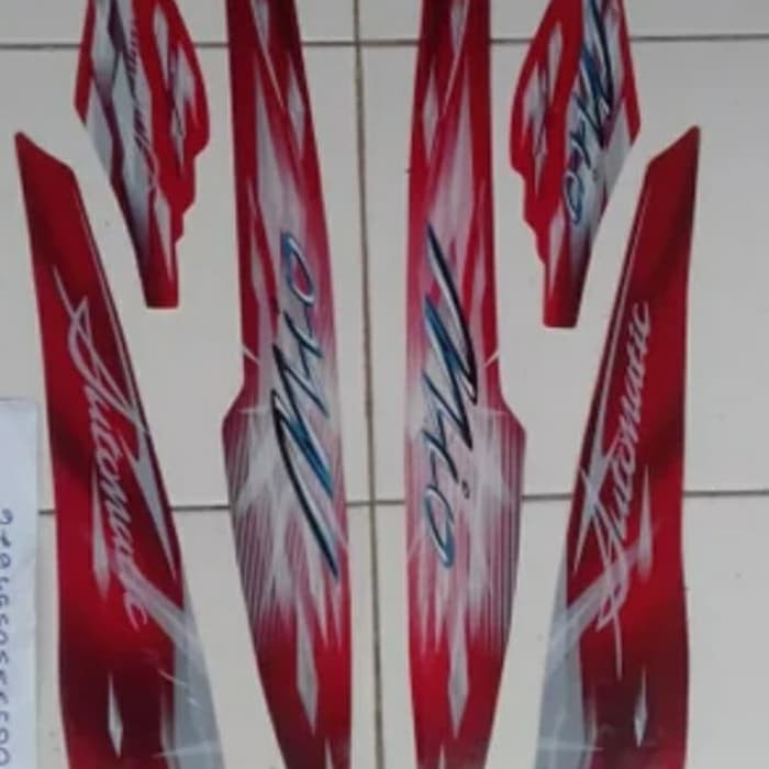 stiker yamaha mio smile merah
