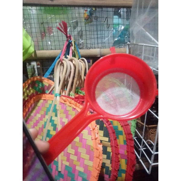 SARINGAN PLASTIK BULAT GAGANG