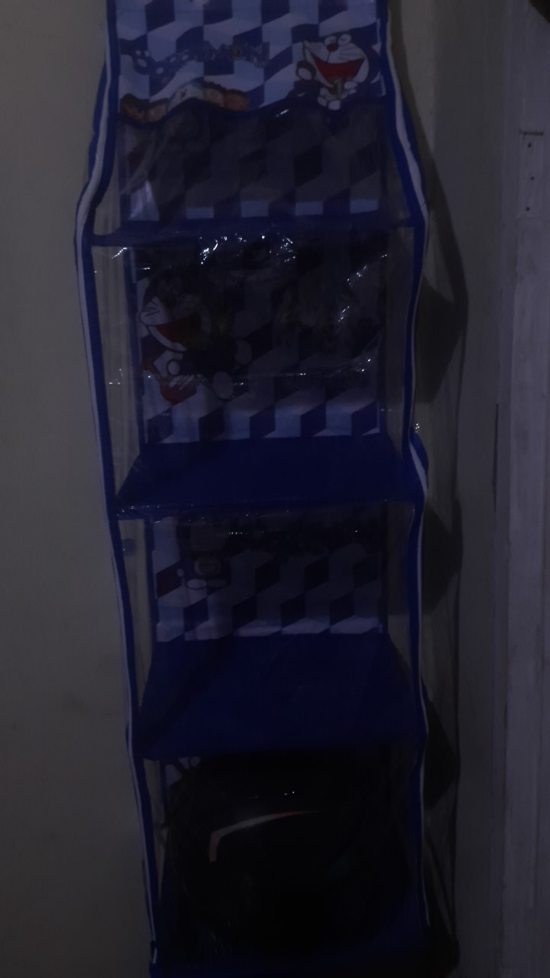 Rak Helm Organizer Zipper Karakter