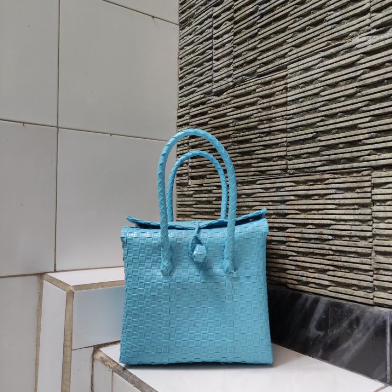 TAS JALI ANYAMAN BALI BOX PREMIUM SIZE M