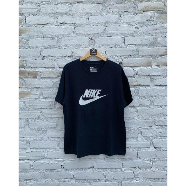 t-shirt NIKE big swoosh
