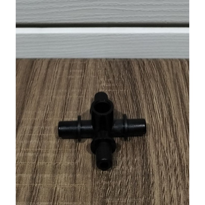Konektor nozzle kabut cabang 4