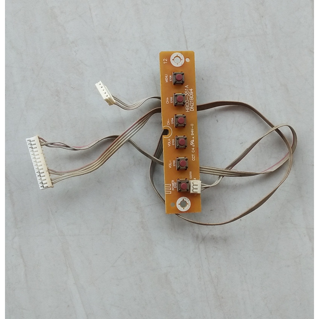 Panel Switch TV LED Polytron PLD 24T8511