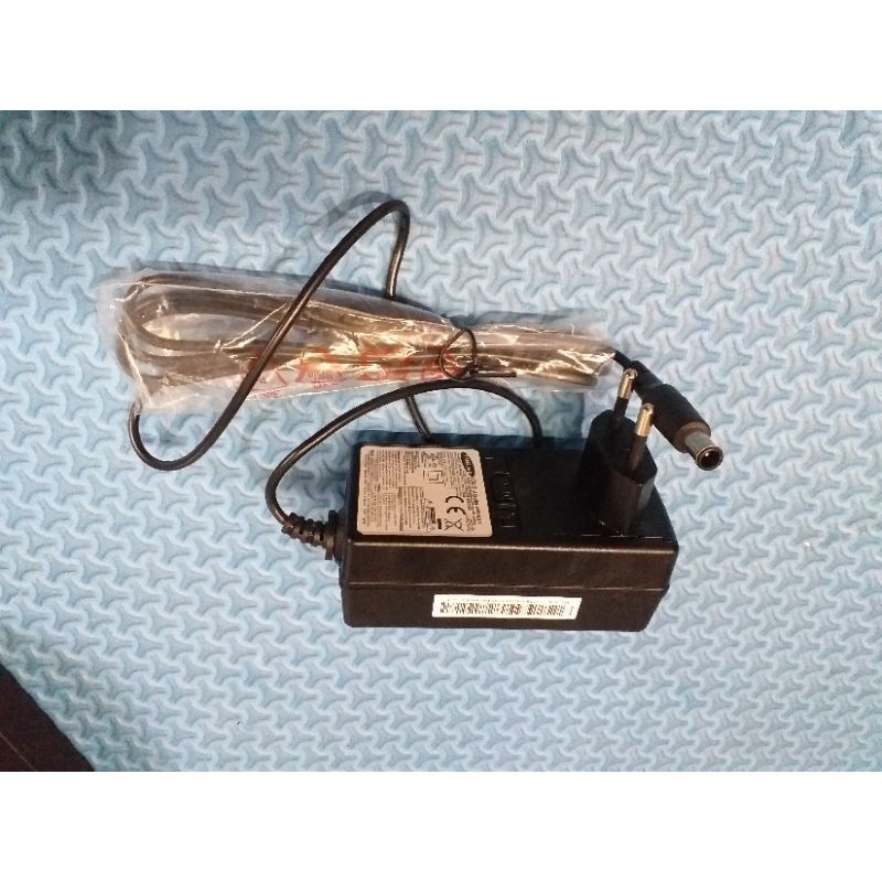 Charger .ac Switching Adaptor samsung 14V 1.786A  untuk LED LCD TV monitor LG 12V/19V A2514.DMSL Ori