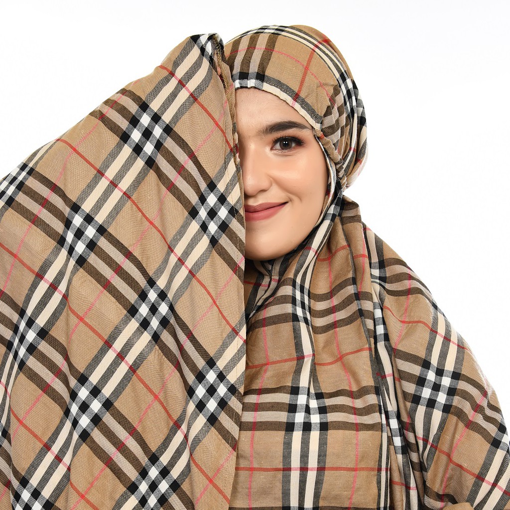 Mukena Traveling Motif Burberry Youkaa Wear