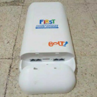 Bolt Home Outdoor 4G Bolt Titan Unlock Telkomsel + Kabel Lan 5 Meter