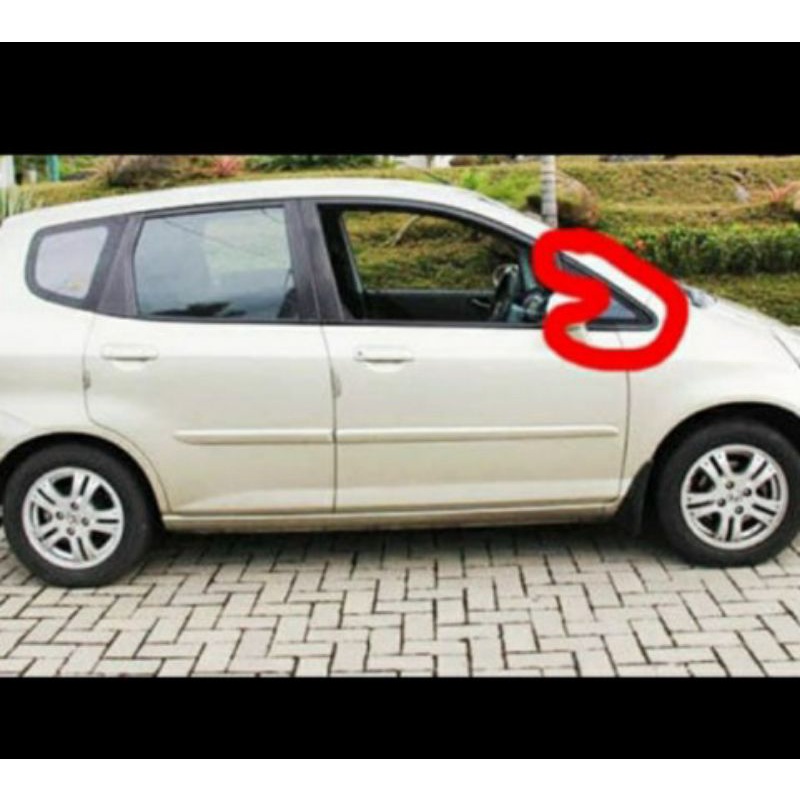 Garnish List Kaca Mati Corner Segitiga Spion jazz GD3