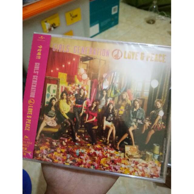 cd snsd girls generation japan single album love and peace korean license