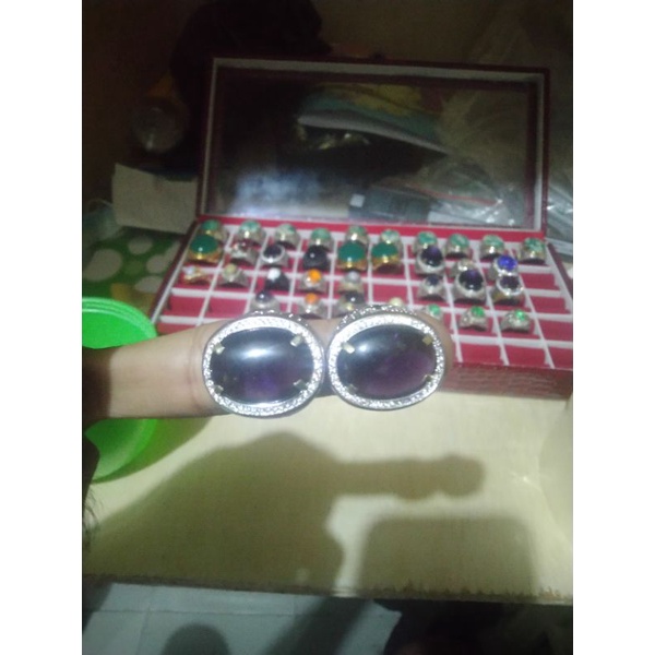 cincin batu kecubung bungur