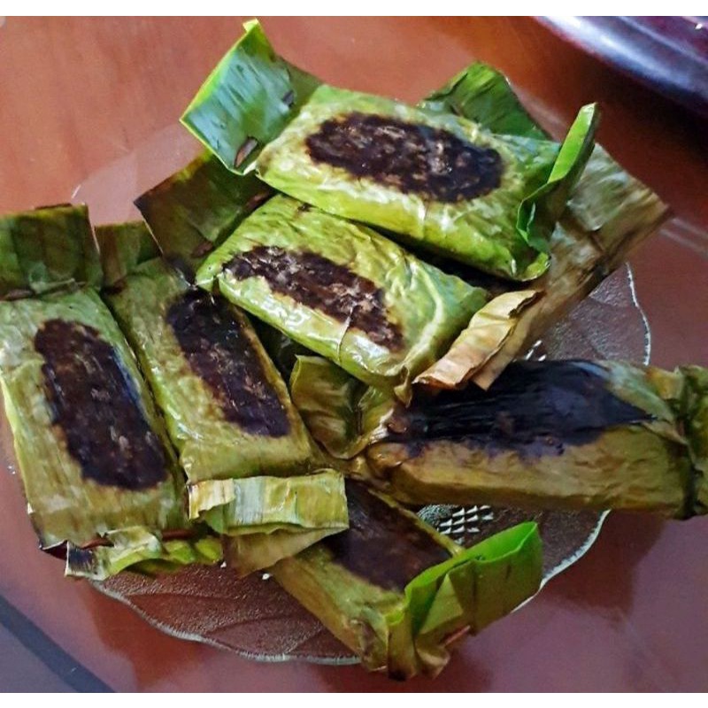 

PULUT ACEH / PULUT PANGGANG / KETAN BAKAR