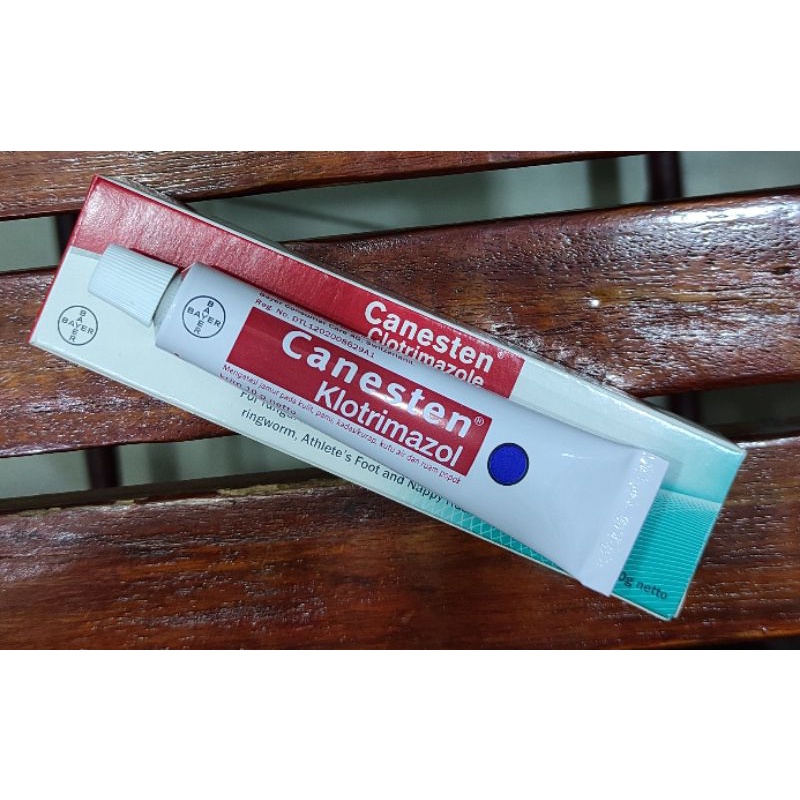 Canesten Krim 10 Gram / Mengatasi jamur pada kulit / Panu / Kurap / Kutu Air