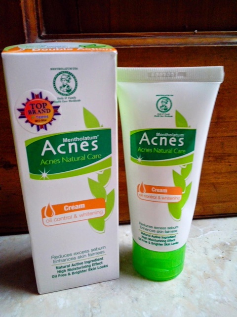 Acnes Natural Care Face Wash Oil Control 100g